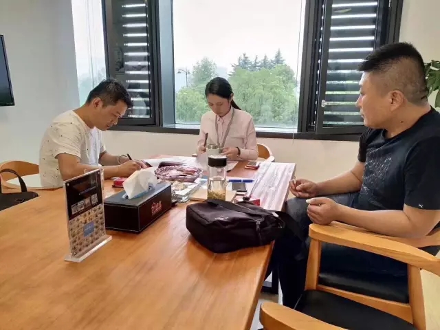 熱烈祝賀泰州姜堰李總、王總簽約創(chuàng)綠家！