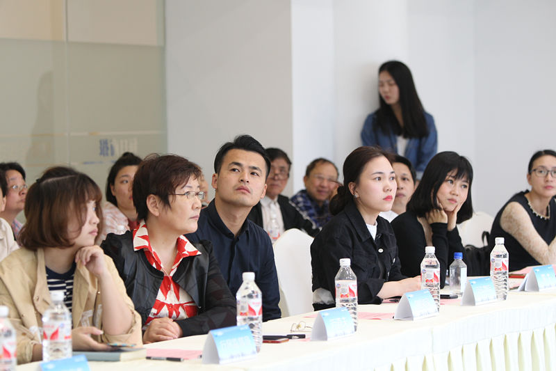 創(chuàng)綠家環(huán)保應(yīng)邀參加2018中國透明工廠評(píng)選啟動(dòng)儀式！