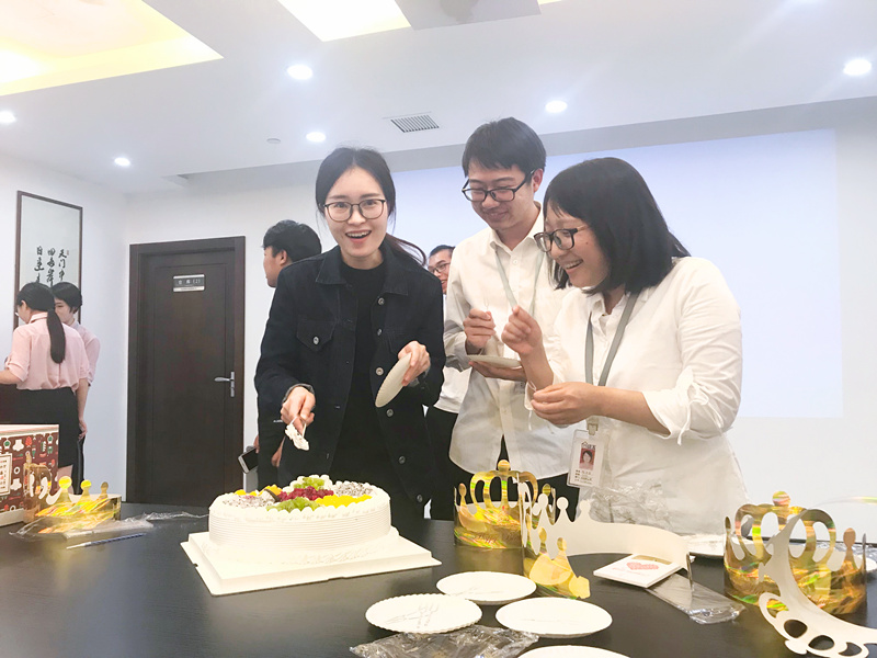 【5月生日會(huì)】這期壽星各個(gè)都可以出C位！