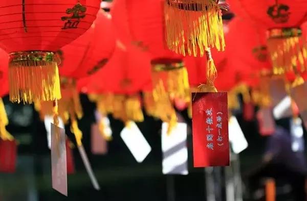 創(chuàng)綠家環(huán)保恭祝大家元宵快樂，幸福美滿！