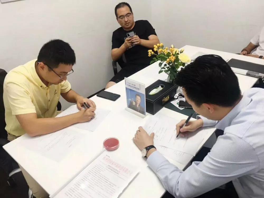 熱烈祝賀湯總簽約創(chuàng)綠家浙江省溫州市區(qū)級代理！